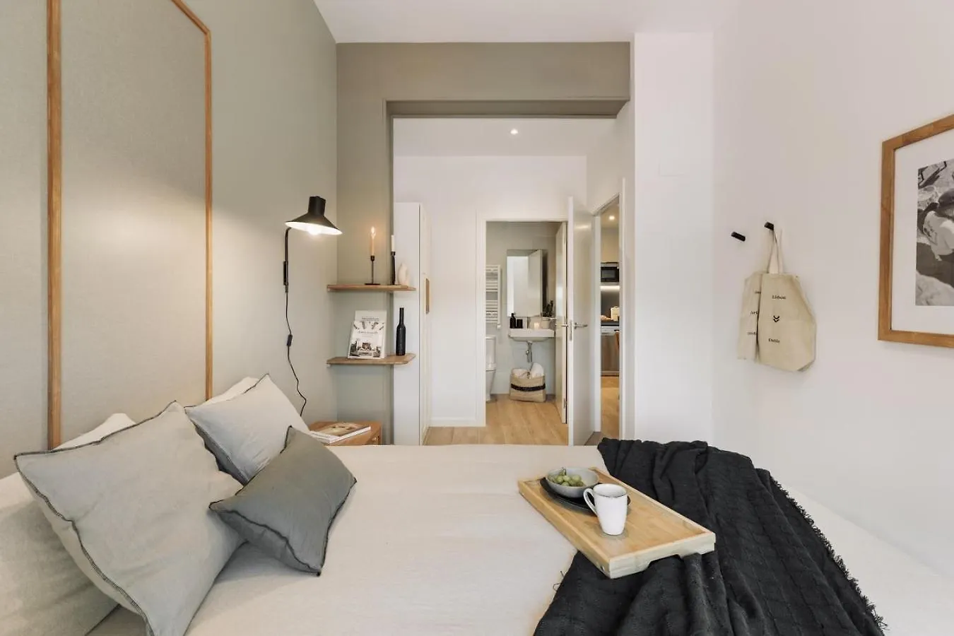 Canyelles - 2 Bedrooms And Terrace In Sant Antoni Barcelona Spain
